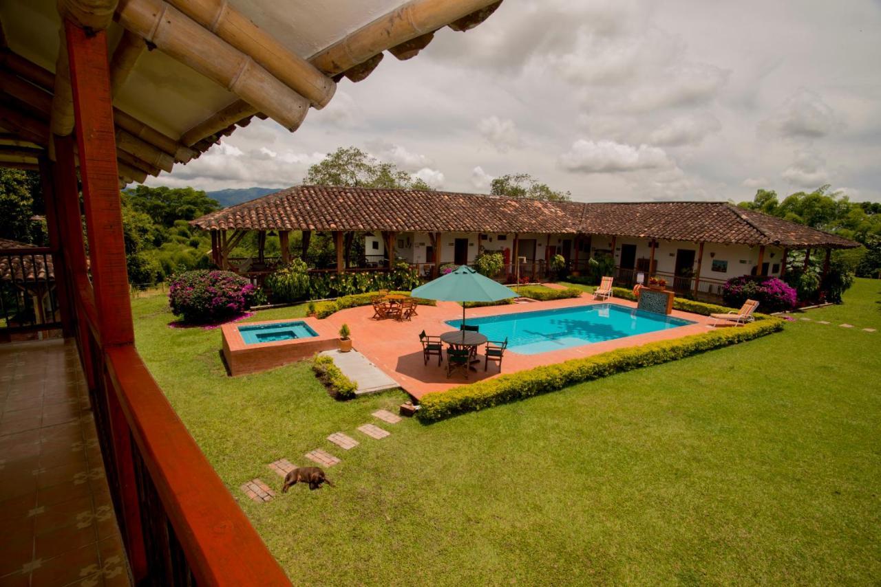 Villa Hacienda El Saman Quimbaya Exterior foto