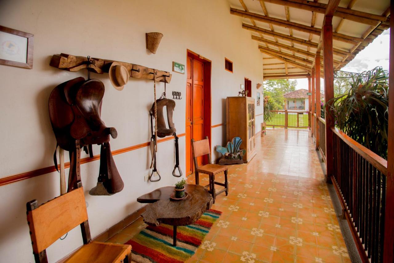 Villa Hacienda El Saman Quimbaya Exterior foto