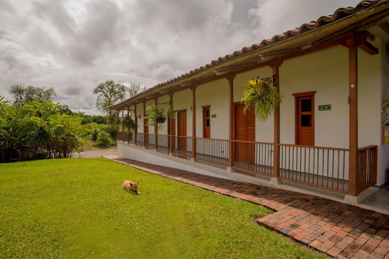 Villa Hacienda El Saman Quimbaya Exterior foto