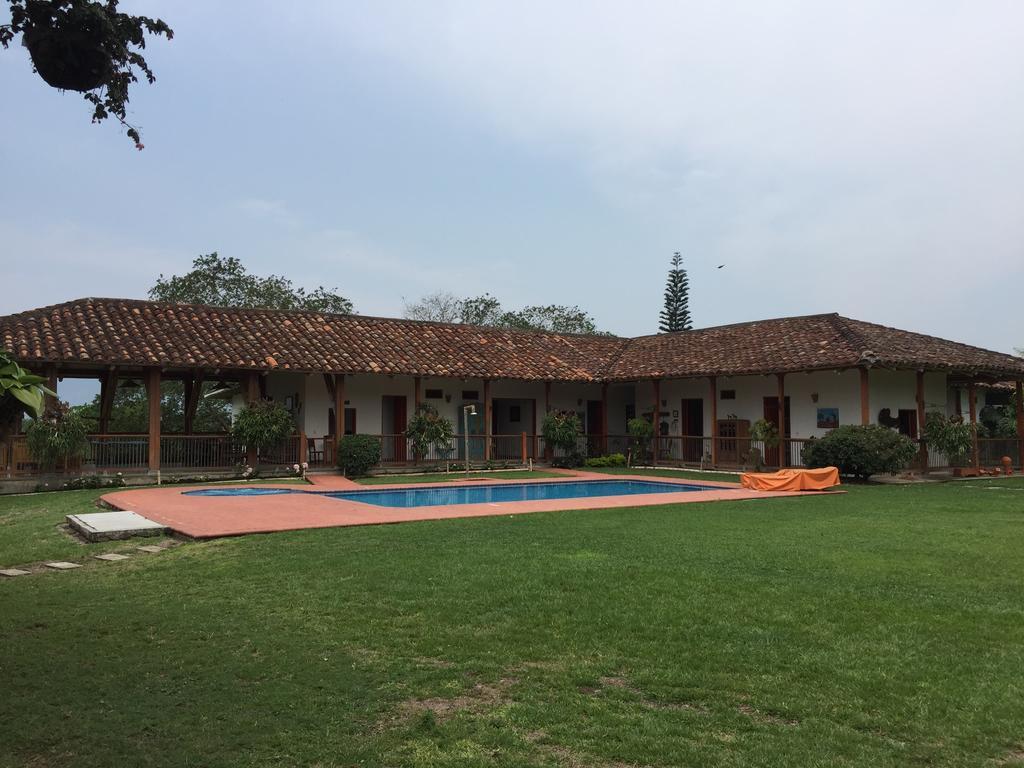 Villa Hacienda El Saman Quimbaya Exterior foto